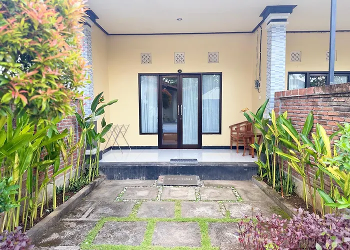 Purnama Pandawa ホームステイ *